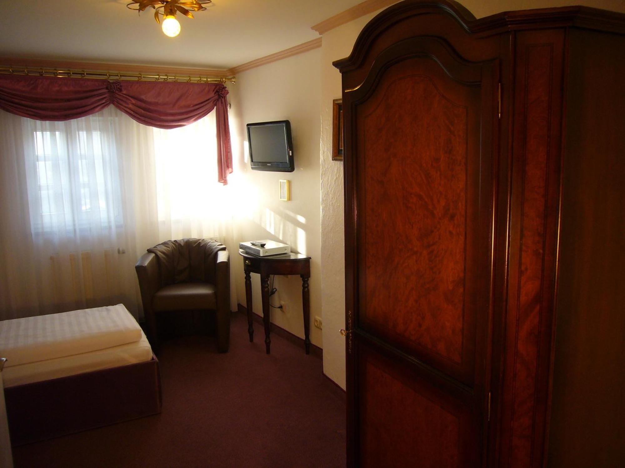Klassik Hotel Am Tor Weiden in der Oberpfalz Exteriör bild