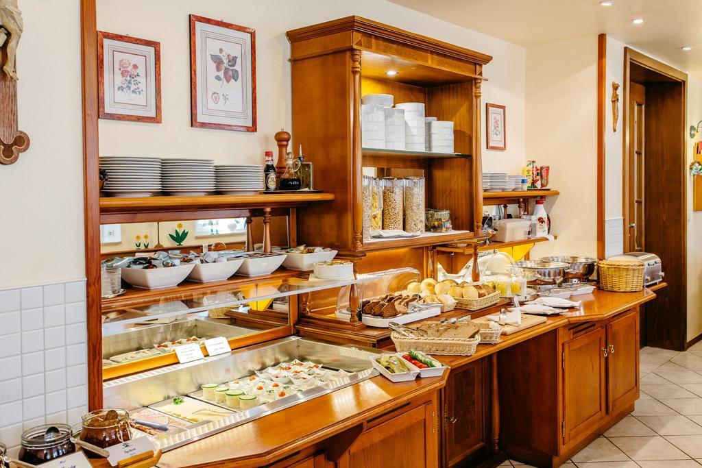 Klassik Hotel Am Tor Weiden in der Oberpfalz Exteriör bild