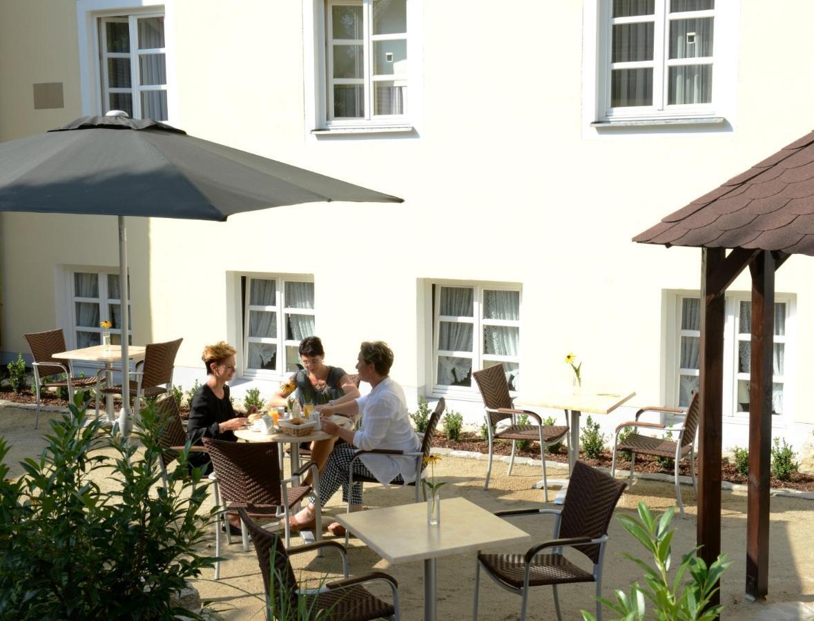 Klassik Hotel Am Tor Weiden in der Oberpfalz Exteriör bild